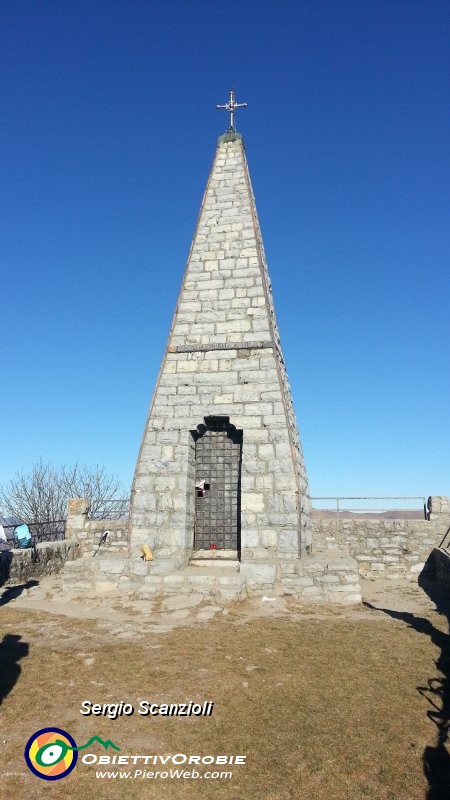 21 originale cappella in vetta.jpg